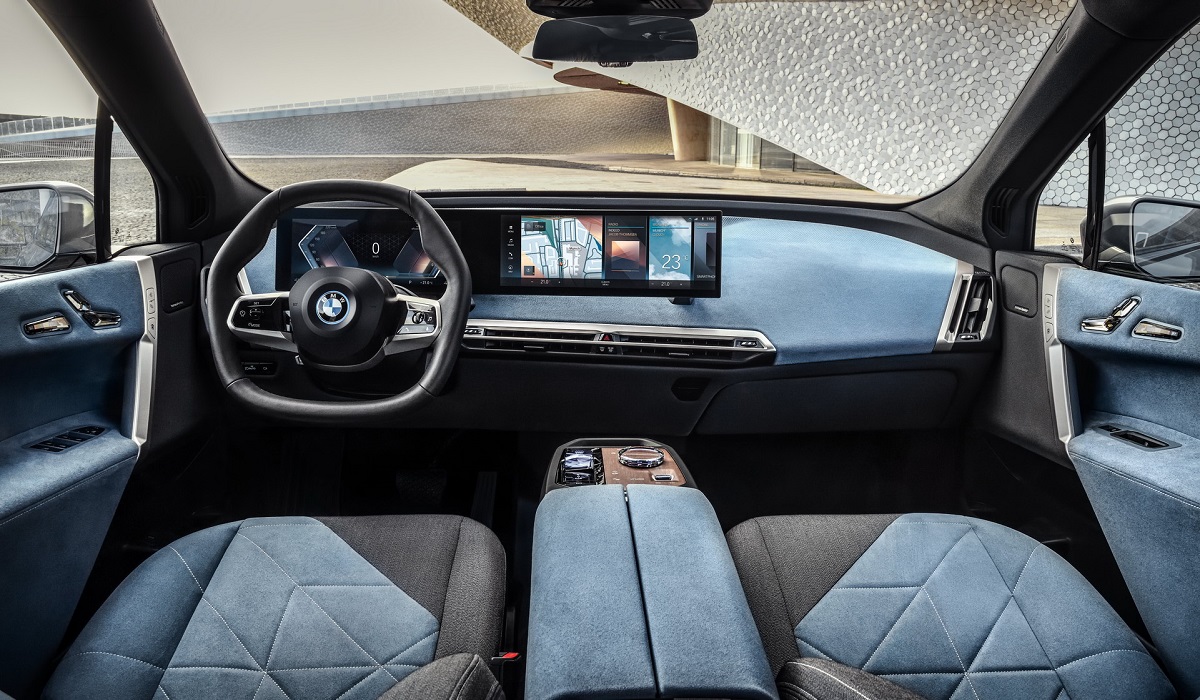 BMW Z4 - экстерьер и интерьер
